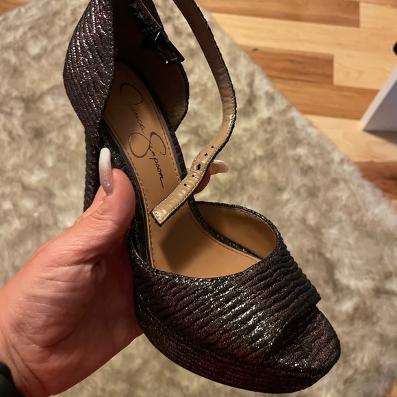 New without box Jessica Simpson metallic pumps size 7 - Picture 3 of 6